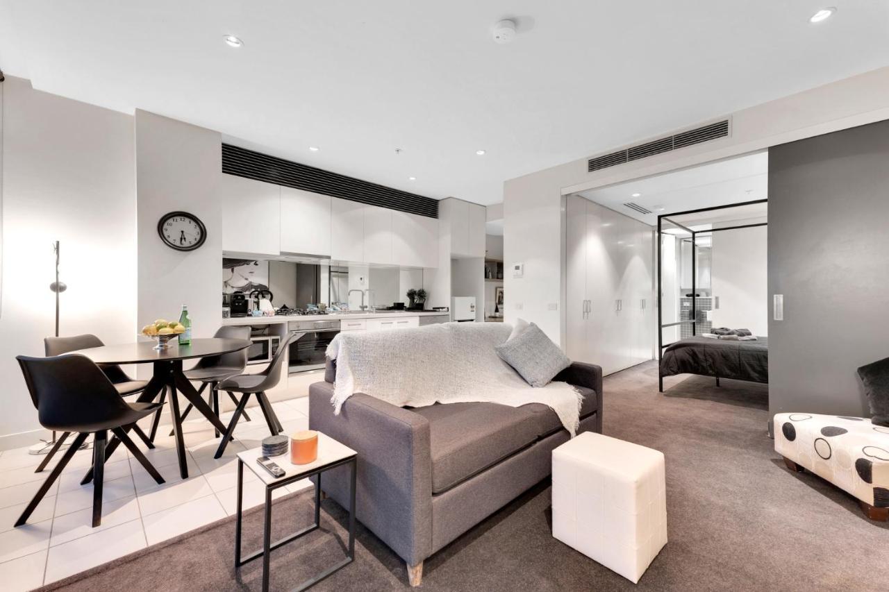 Opulent Level 25 Condo With Breathtaking Views Melbourne Exterior photo