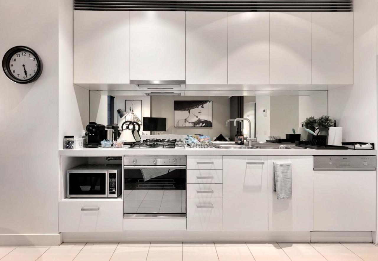 Opulent Level 25 Condo With Breathtaking Views Melbourne Exterior photo