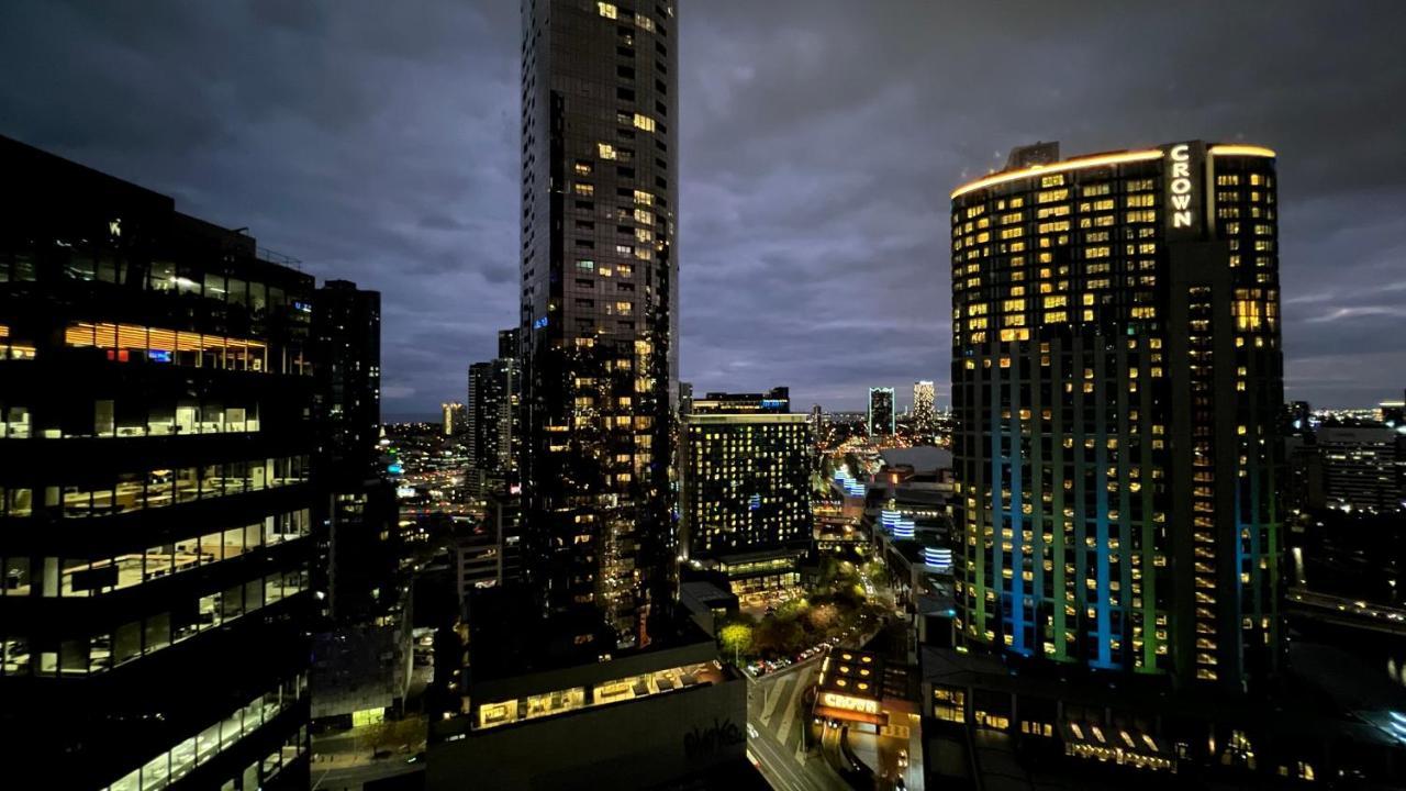 Opulent Level 25 Condo With Breathtaking Views Melbourne Exterior photo
